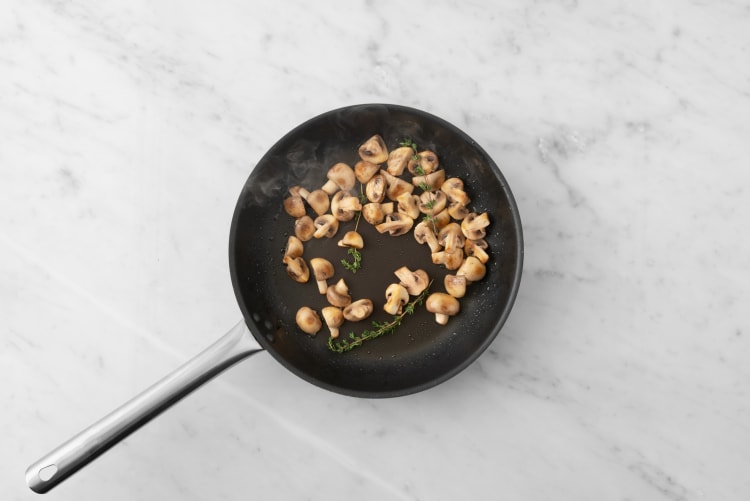 Champignons braten
