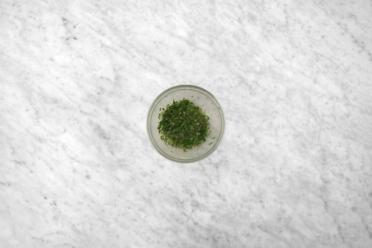 Préparer la salsa verde
