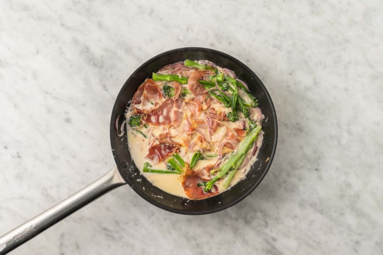 Make your Creamy Sauce