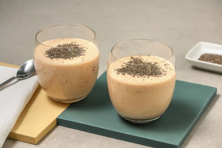 Mango-frambozensmoothie met kokosmelk en chiazaad