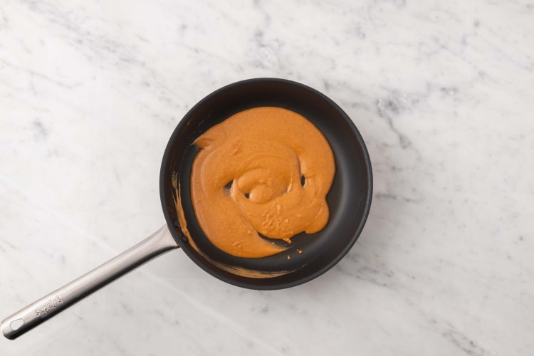 Make peanut sauce