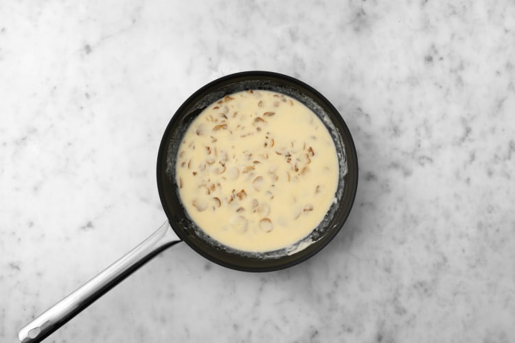 Make your Creamy Sauce