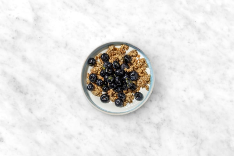 Blueberry Granola Yoghurt