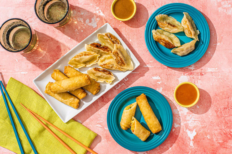 Ensemble de rouleaux de printemps au poulet de de dumplings