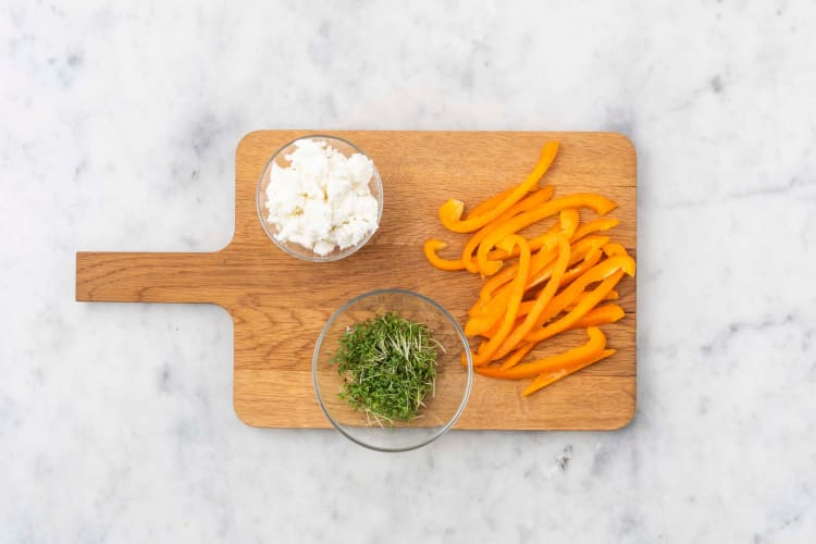 Émietter le fromage de chèvre