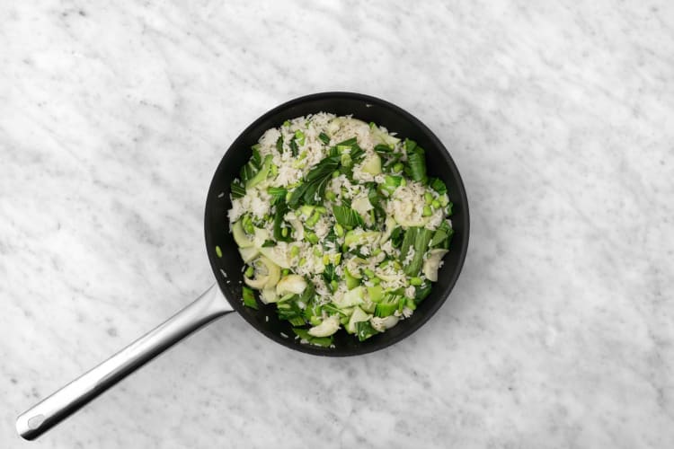 Cuire les légumes et terminer  le riz