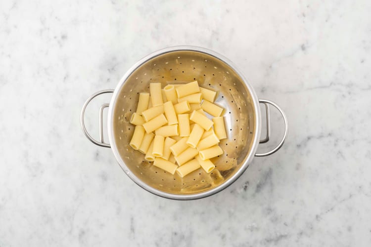 Rigatoni kochen