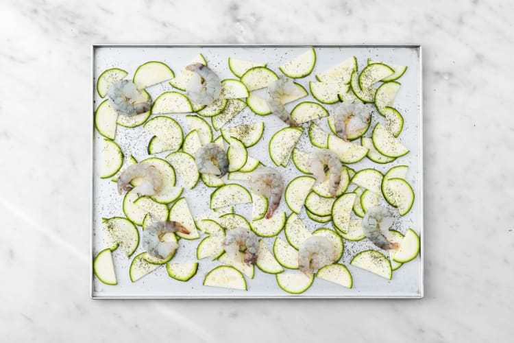 Broil shrimp and zucchini