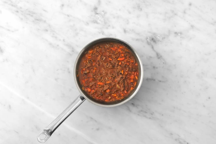 Tilbered pulled beef