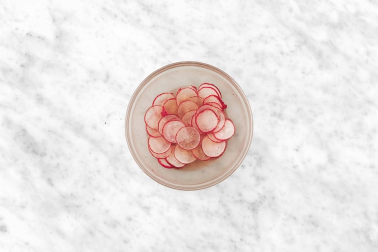 Marinate radishes