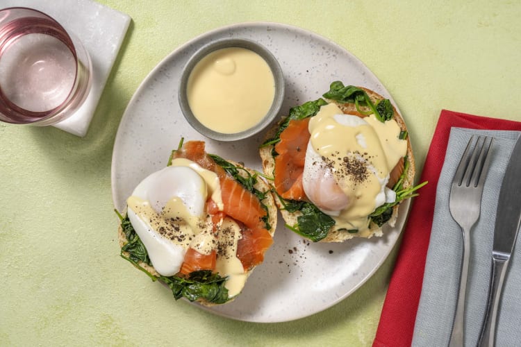 "Eggs royale" - eieren op briochebrood met gerookte zalm