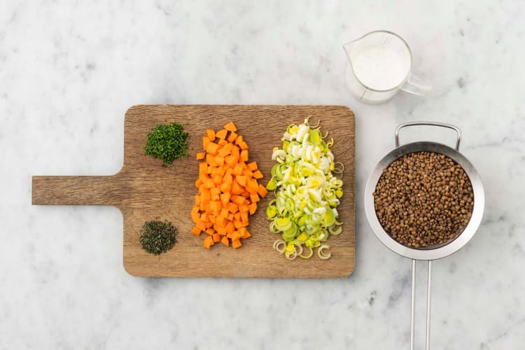 Linsenauflauf mit Käsehaube Rezept | HelloFresh