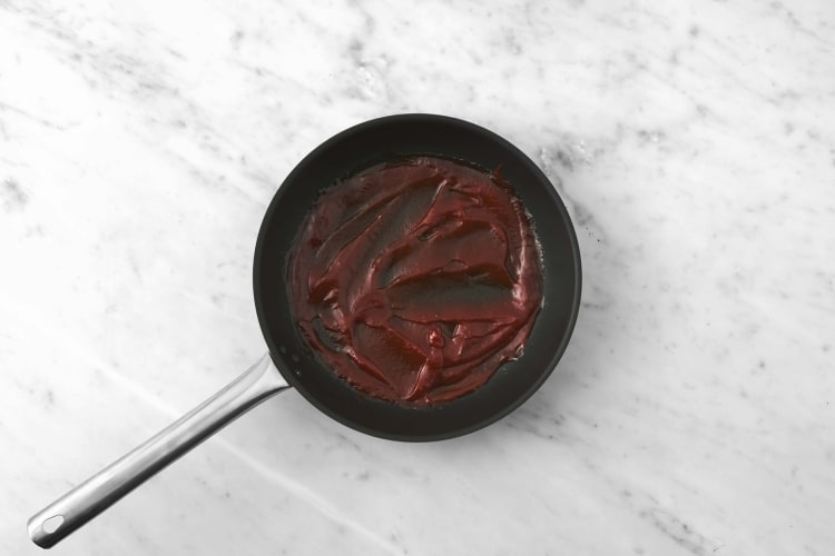 Lag honning- og srirachaglaze