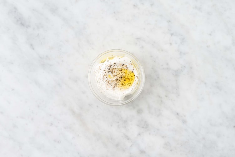 Preparare la crema di ricotta 