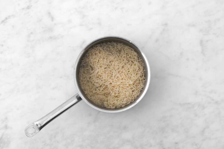 Cocina los fideos