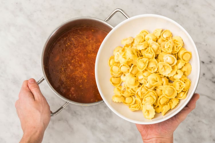 Tortellini kochen