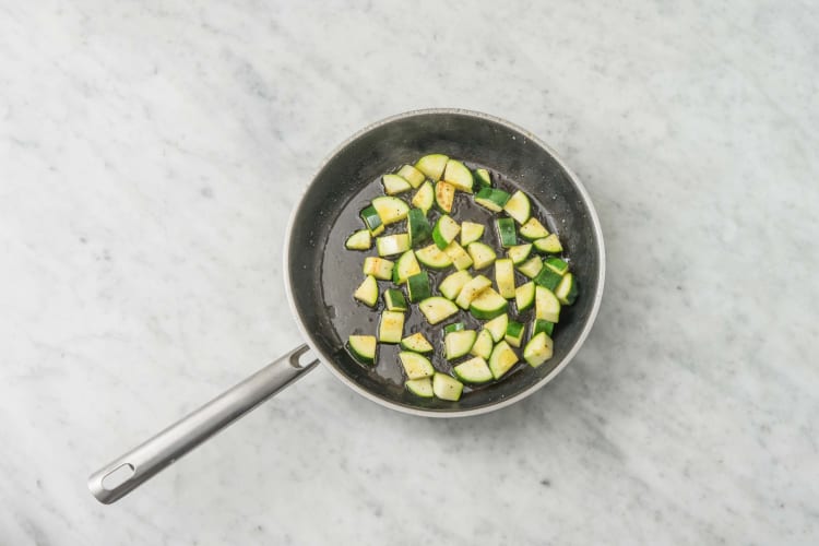 COOK ZUCCHINI