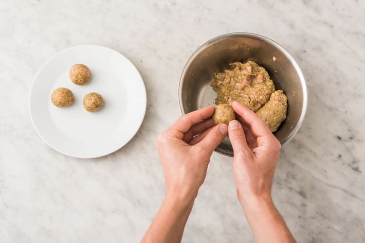 Préparer les boulettes