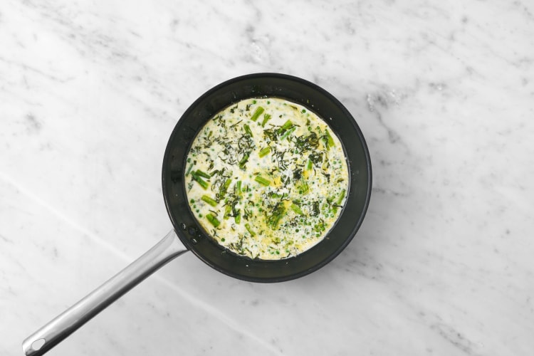 Make your Tarragon Sauce