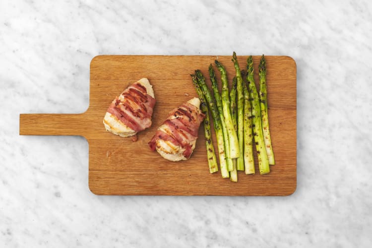 Grill chicken and asparagus