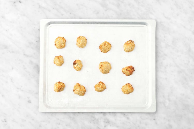 Make the Cauli Tot 'Footballs'