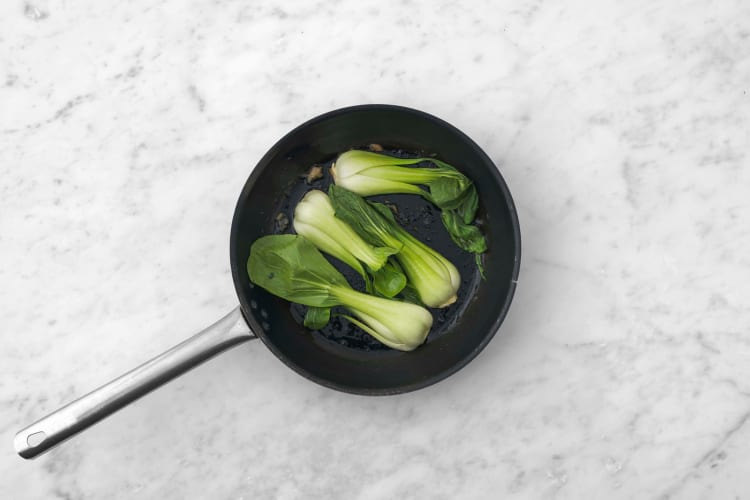 Piastrare il pak choi 