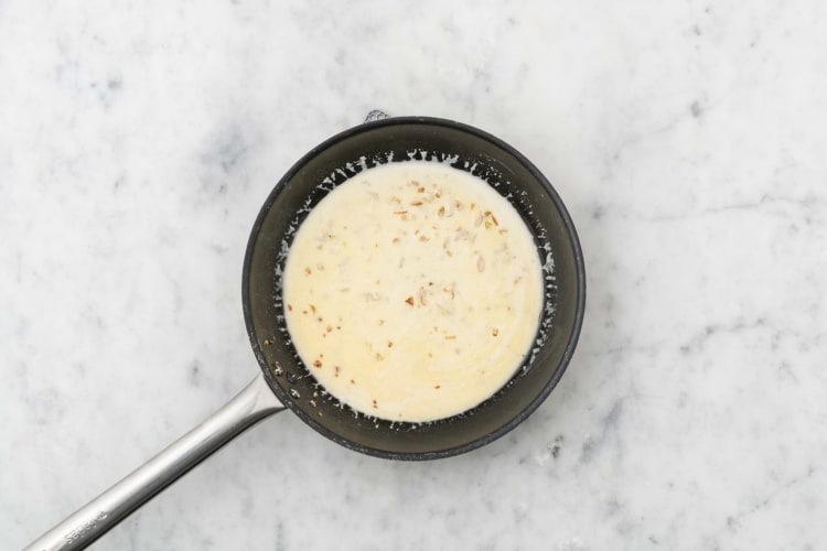 Make your Creamy Sauce