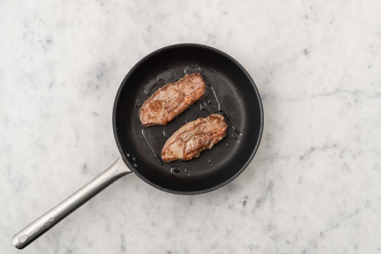 Irish Sirloin Steak in Truffle Mushroom Sauce Recipe HelloFresh