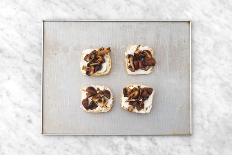 Make mushroom toast appetizer 