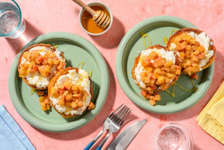 Wentelteefjes met gekarameliseerde appel en mascarpone 