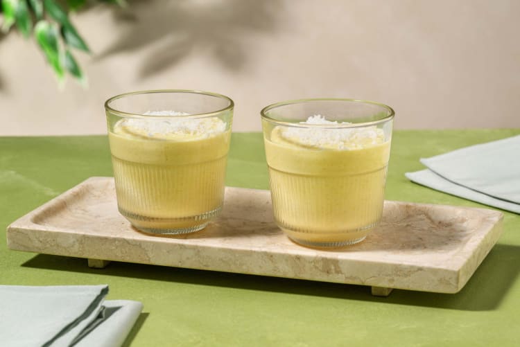 Smoothie mangue et noix de coco râpée