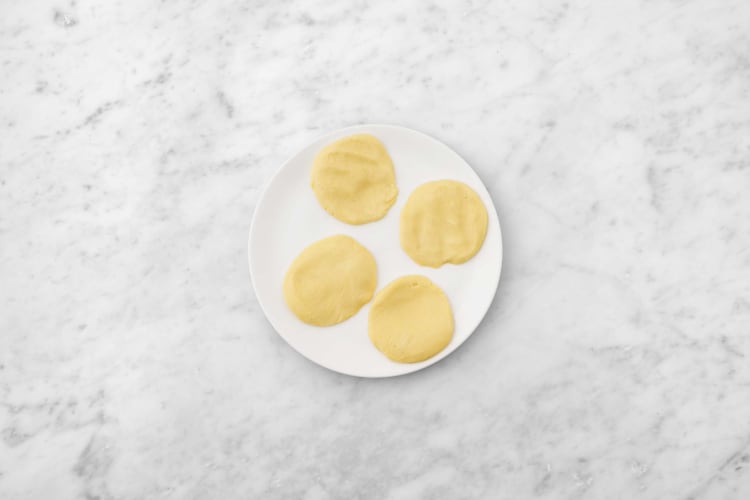 Form pupusas