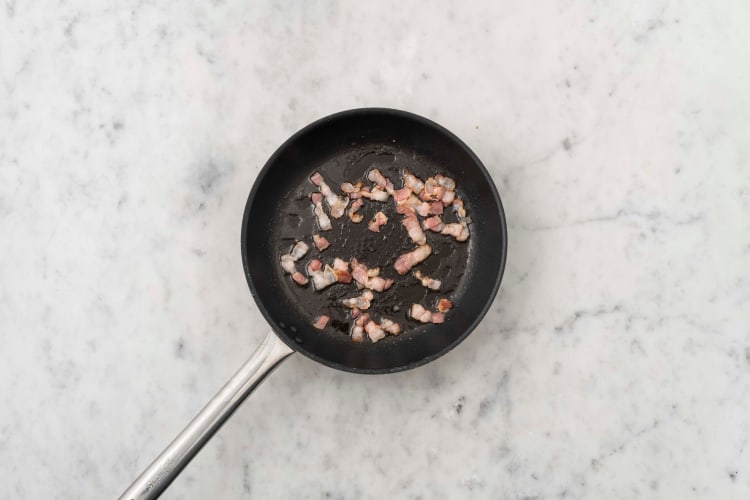 Cuire les lardons