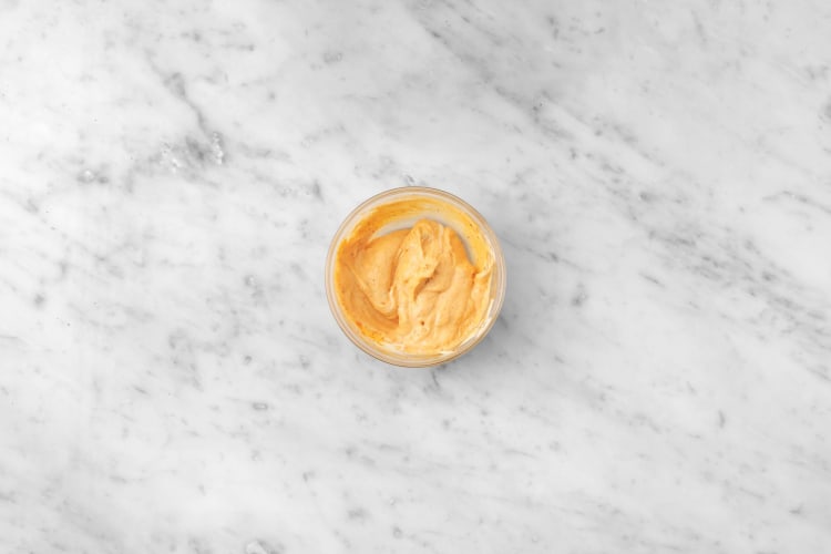 Mix your Harissa-Mayo