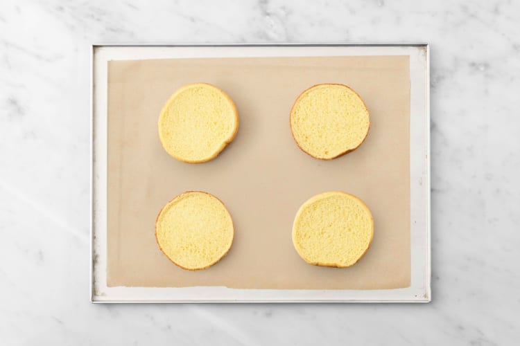 Toast buns