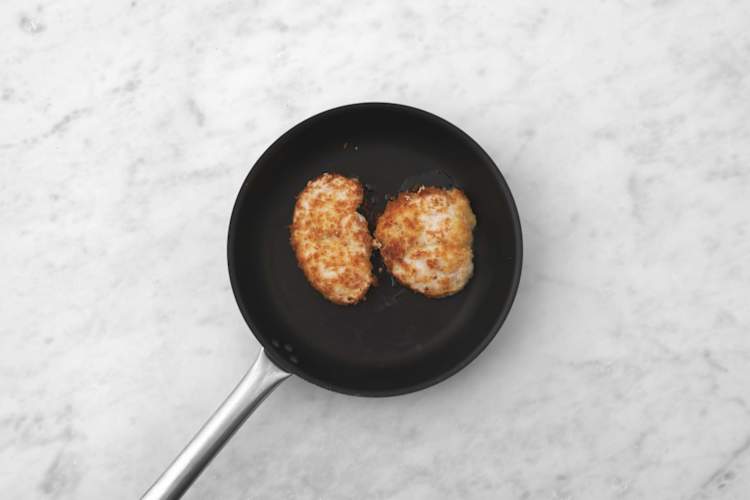 Hähnchen anbraten