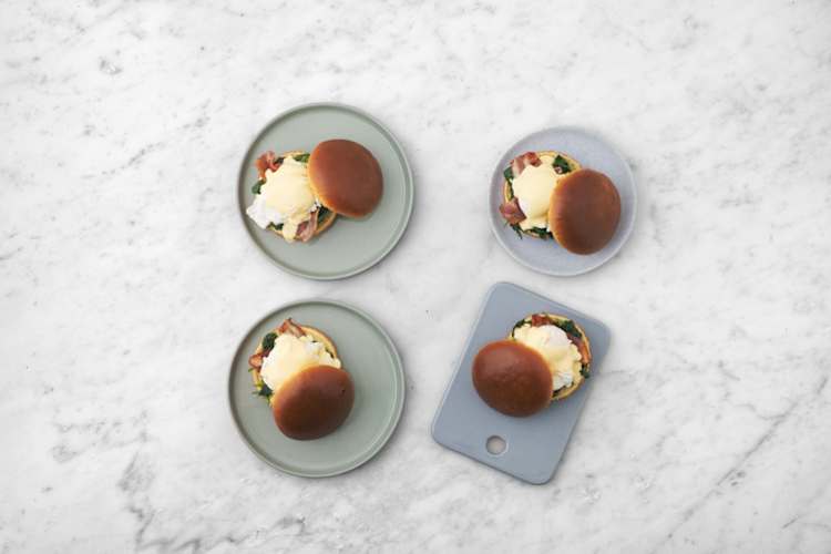 Eggs benedict maken