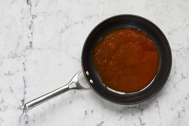 Make sauce