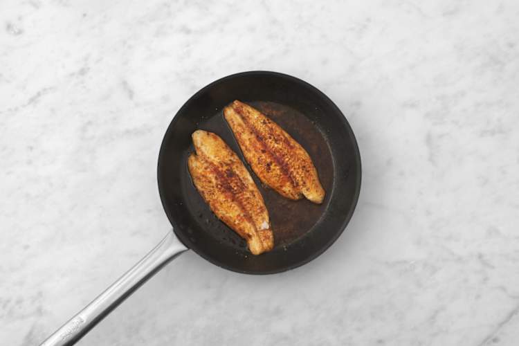 Fisch anbraten