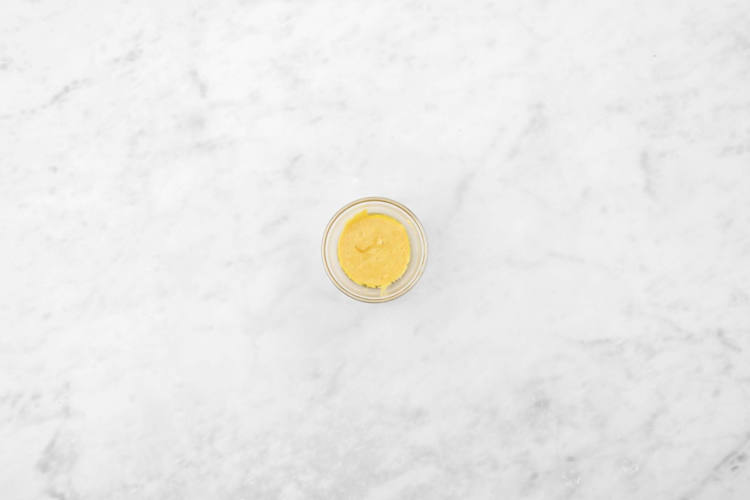 Make salad dressing