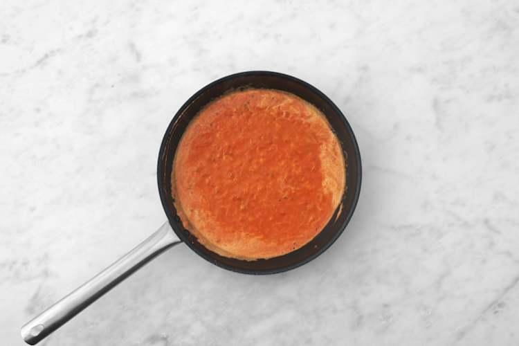 Lav tomatsauce