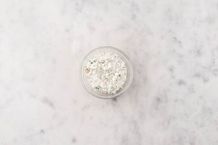 Preparare la salsa remoulade