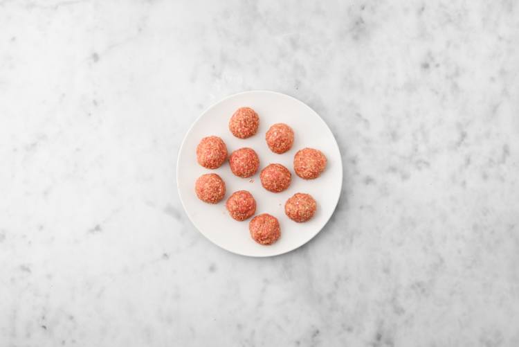 Rulla köttbullar