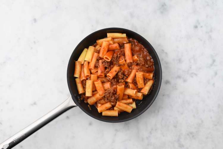 Add the Rigatoni