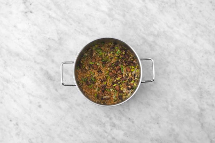 Prepara el sofrito