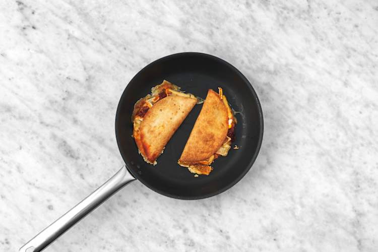 Cocina las quesadillas