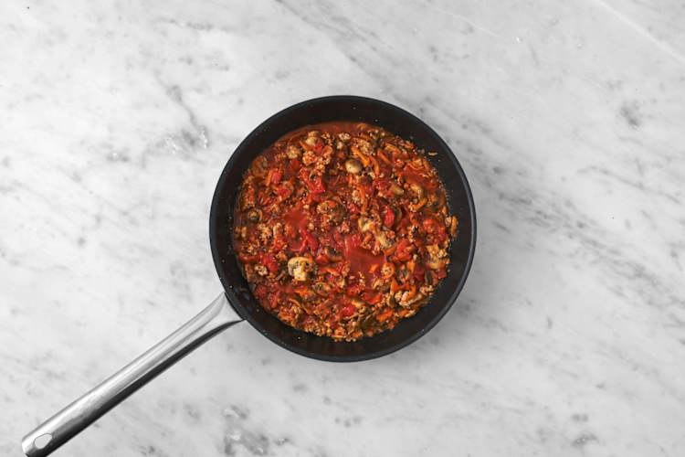Simmer your Ragu Sauce