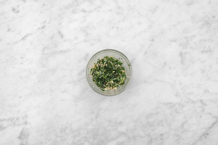 Gör pesto