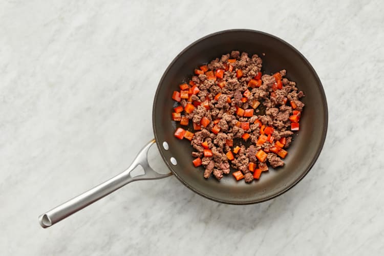 Cook beef 