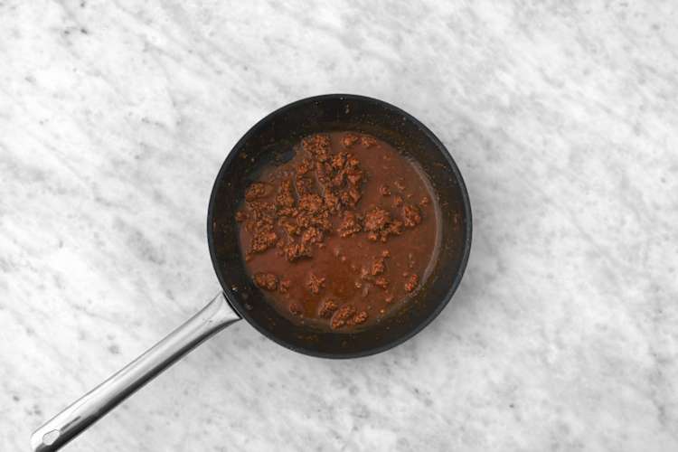 Make sauce